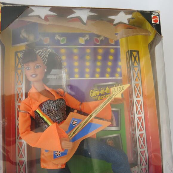 VINTAGE 1998 Beyond Pink Teresa BARBIE #20018 New In Box Mattel Caucasian Music - Picture 3 of 12